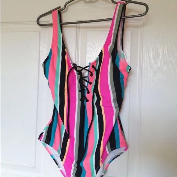 Swimsuit - Picture 1 of 6